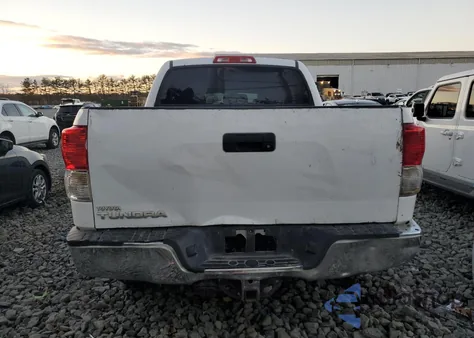 2010 Toyota Tundra Crewmax Sr5 из США, поврежденный, VIN 5TFEM5F16AX018700